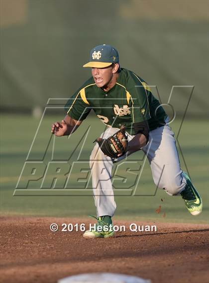 Thumbnail 3 in JSerra Catholic vs. Mira Costa (Boras Classic - South) photogallery.