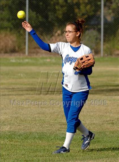 Thumbnail 3 in Cajon vs. Madera photogallery.
