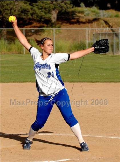 Thumbnail 3 in Cajon vs. Madera photogallery.