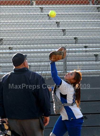 Thumbnail 3 in Cajon vs. Madera photogallery.