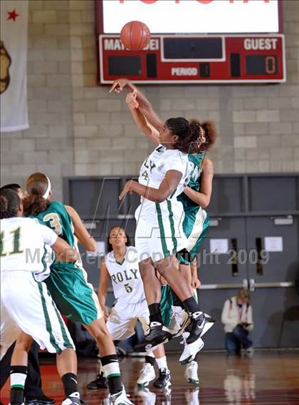 Thumbnail 3 in Cajon vs. Poly (CIF SS D1-AA Final) photogallery.