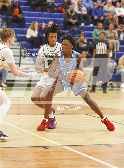 Thumbnail 3 in Newsome @ Sumner photogallery.