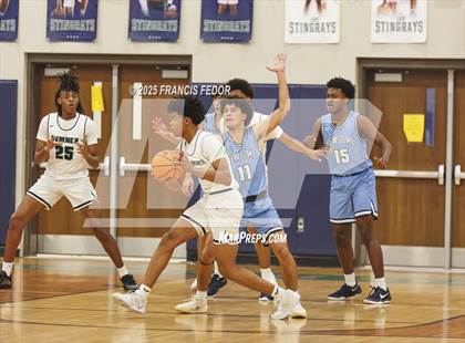 Thumbnail 1 in Newsome @ Sumner photogallery.