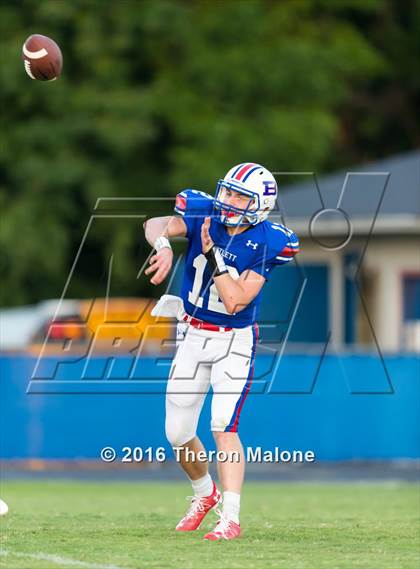 Thumbnail 3 in Cordova vs Bartlett photogallery.