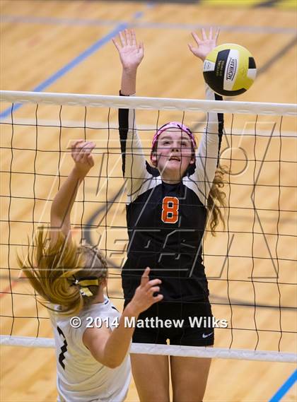 Thumbnail 3 in Union-Endicott photogallery.