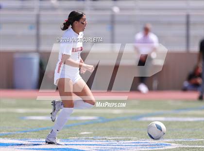 Thumbnail 2 in Harlingen vs. Westlake (UIL 6A Soccer Regional Semifinals) photogallery.