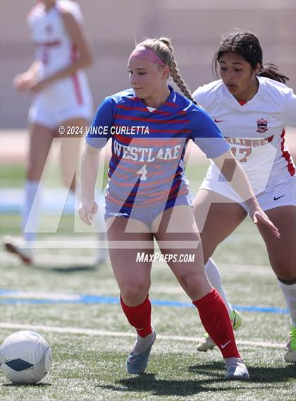 Thumbnail 3 in Harlingen vs. Westlake (UIL 6A Soccer Regional Semifinals) photogallery.