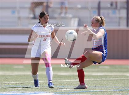 Thumbnail 3 in Harlingen vs. Westlake (UIL 6A Soccer Regional Semifinals) photogallery.