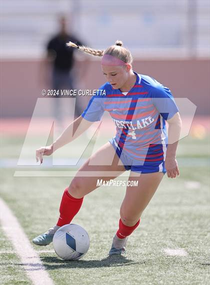 Thumbnail 2 in Harlingen vs. Westlake (UIL 6A Soccer Regional Semifinals) photogallery.
