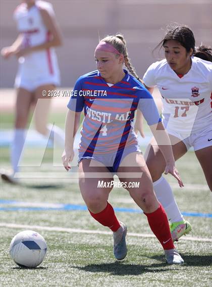 Thumbnail 1 in Harlingen vs. Westlake (UIL 6A Soccer Regional Semifinals) photogallery.