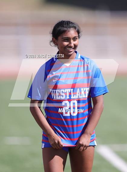 Thumbnail 1 in Harlingen vs. Westlake (UIL 6A Soccer Regional Semifinals) photogallery.