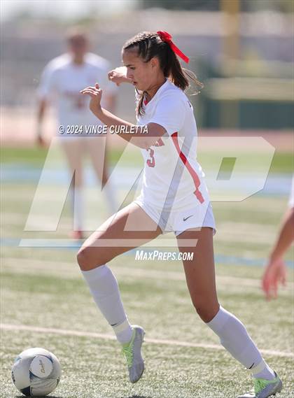 Thumbnail 3 in Harlingen vs. Westlake (UIL 6A Soccer Regional Semifinals) photogallery.