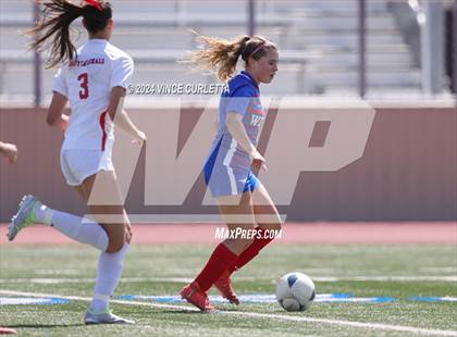 Thumbnail 1 in Harlingen vs. Westlake (UIL 6A Soccer Regional Semifinals) photogallery.