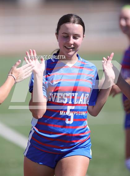 Thumbnail 3 in Harlingen vs. Westlake (UIL 6A Soccer Regional Semifinals) photogallery.