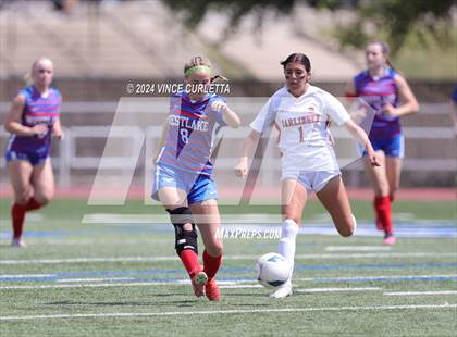 Thumbnail 1 in Harlingen vs. Westlake (UIL 6A Soccer Regional Semifinals) photogallery.