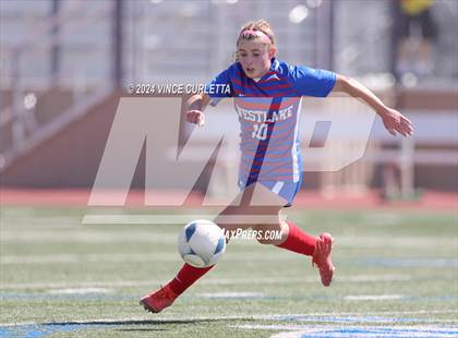 Thumbnail 3 in Harlingen vs. Westlake (UIL 6A Soccer Regional Semifinals) photogallery.