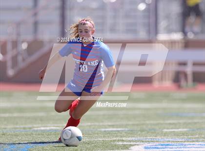 Thumbnail 2 in Harlingen vs. Westlake (UIL 6A Soccer Regional Semifinals) photogallery.