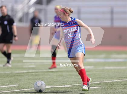 Thumbnail 2 in Harlingen vs. Westlake (UIL 6A Soccer Regional Semifinals) photogallery.