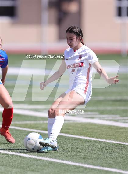 Thumbnail 1 in Harlingen vs. Westlake (UIL 6A Soccer Regional Semifinals) photogallery.