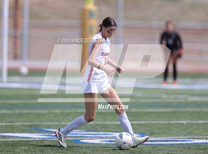 Thumbnail 1 in Harlingen vs. Westlake (UIL 6A Soccer Regional Semifinals) photogallery.