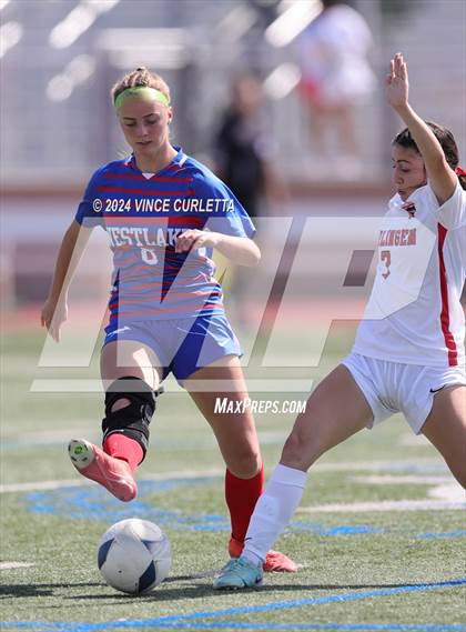 Thumbnail 1 in Harlingen vs. Westlake (UIL 6A Soccer Regional Semifinals) photogallery.
