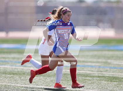 Thumbnail 3 in Harlingen vs. Westlake (UIL 6A Soccer Regional Semifinals) photogallery.