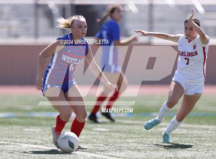 Thumbnail 2 in Harlingen vs. Westlake (UIL 6A Soccer Regional Semifinals) photogallery.