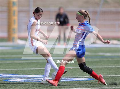 Thumbnail 2 in Harlingen vs. Westlake (UIL 6A Soccer Regional Semifinals) photogallery.