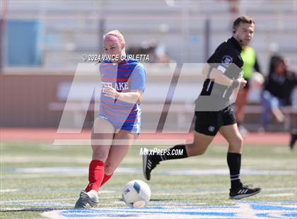 Thumbnail 1 in Harlingen vs. Westlake (UIL 6A Soccer Regional Semifinals) photogallery.
