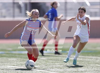 Thumbnail 3 in Harlingen vs. Westlake (UIL 6A Soccer Regional Semifinals) photogallery.
