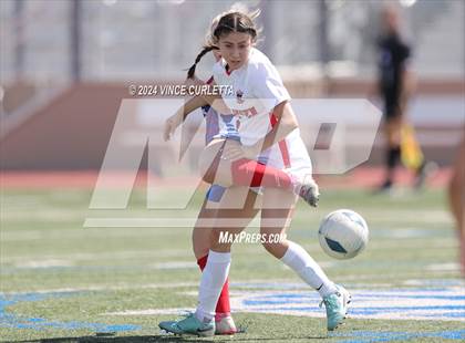 Thumbnail 1 in Harlingen vs. Westlake (UIL 6A Soccer Regional Semifinals) photogallery.