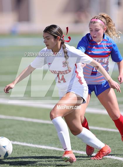 Thumbnail 2 in Harlingen vs. Westlake (UIL 6A Soccer Regional Semifinals) photogallery.