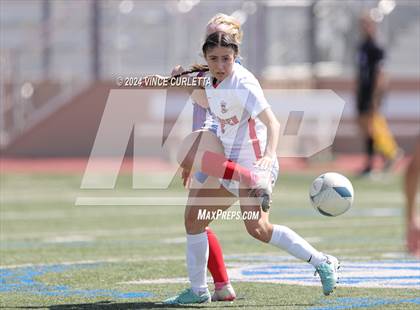 Thumbnail 2 in Harlingen vs. Westlake (UIL 6A Soccer Regional Semifinals) photogallery.