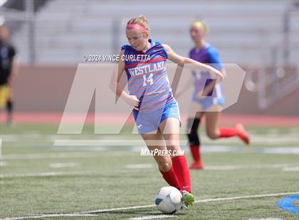 Thumbnail 2 in Harlingen vs. Westlake (UIL 6A Soccer Regional Semifinals) photogallery.