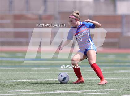 Thumbnail 2 in Harlingen vs. Westlake (UIL 6A Soccer Regional Semifinals) photogallery.