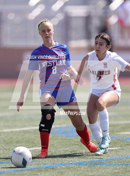 Thumbnail 3 in Harlingen vs. Westlake (UIL 6A Soccer Regional Semifinals) photogallery.