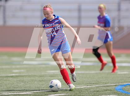 Thumbnail 2 in Harlingen vs. Westlake (UIL 6A Soccer Regional Semifinals) photogallery.