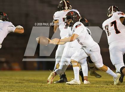 Thumbnail 3 in Pomona @ Columbine photogallery.