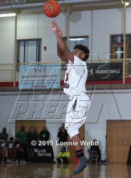Thumbnail 2 in Roselle Catholic vs. Newark East Side (Hoop Group Tip-Off Showcase) photogallery.