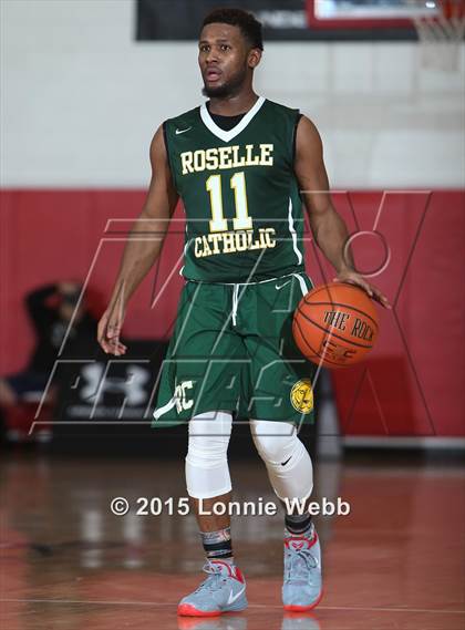Thumbnail 3 in Roselle Catholic vs. Newark East Side (Hoop Group Tip-Off Showcase) photogallery.