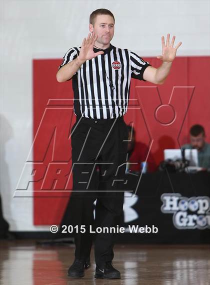 Thumbnail 1 in Roselle Catholic vs. Newark East Side (Hoop Group Tip-Off Showcase) photogallery.