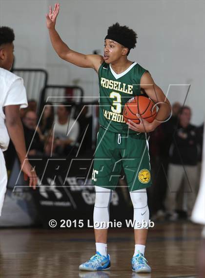 Thumbnail 1 in Roselle Catholic vs. Newark East Side (Hoop Group Tip-Off Showcase) photogallery.