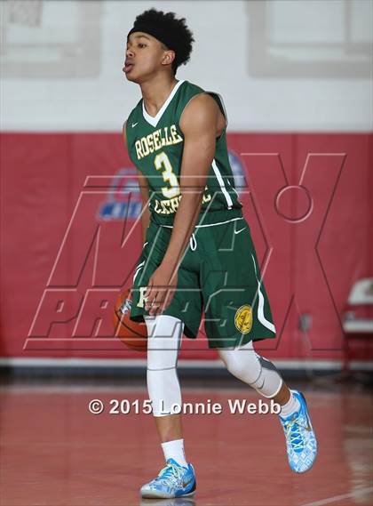 Thumbnail 2 in Roselle Catholic vs. Newark East Side (Hoop Group Tip-Off Showcase) photogallery.