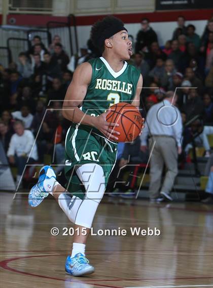 Thumbnail 2 in Roselle Catholic vs. Newark East Side (Hoop Group Tip-Off Showcase) photogallery.