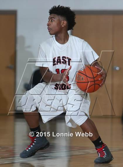 Thumbnail 1 in Roselle Catholic vs. Newark East Side (Hoop Group Tip-Off Showcase) photogallery.