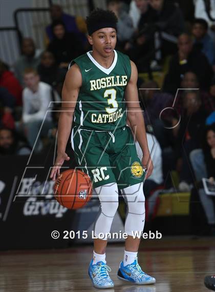 Thumbnail 2 in Roselle Catholic vs. Newark East Side (Hoop Group Tip-Off Showcase) photogallery.