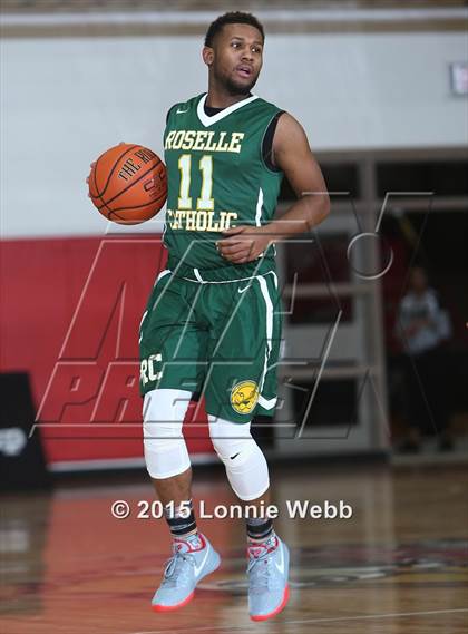 Thumbnail 3 in Roselle Catholic vs. Newark East Side (Hoop Group Tip-Off Showcase) photogallery.