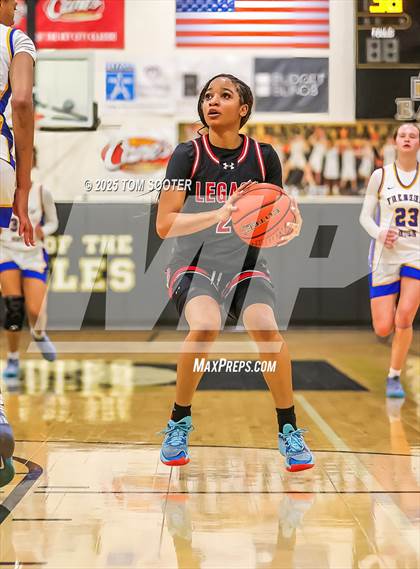 Thumbnail 3 in Frenship vs. Mansfield Legacy (UIL Basketball 6A D2 Area Playoff) photogallery.