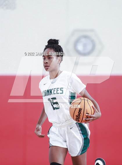 Thumbnail 1 in Oak Park vs  Hamilton (West Coast Holiday Tournament) photogallery.