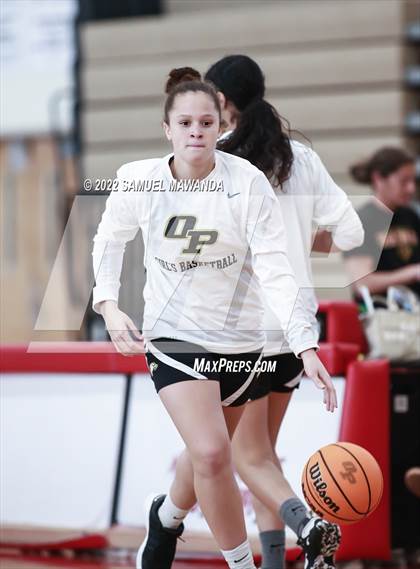 Thumbnail 2 in Oak Park vs  Hamilton (West Coast Holiday Tournament) photogallery.